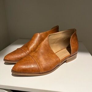 Tan Catherine Malandrino Side Cut Ankle Boots Size 8